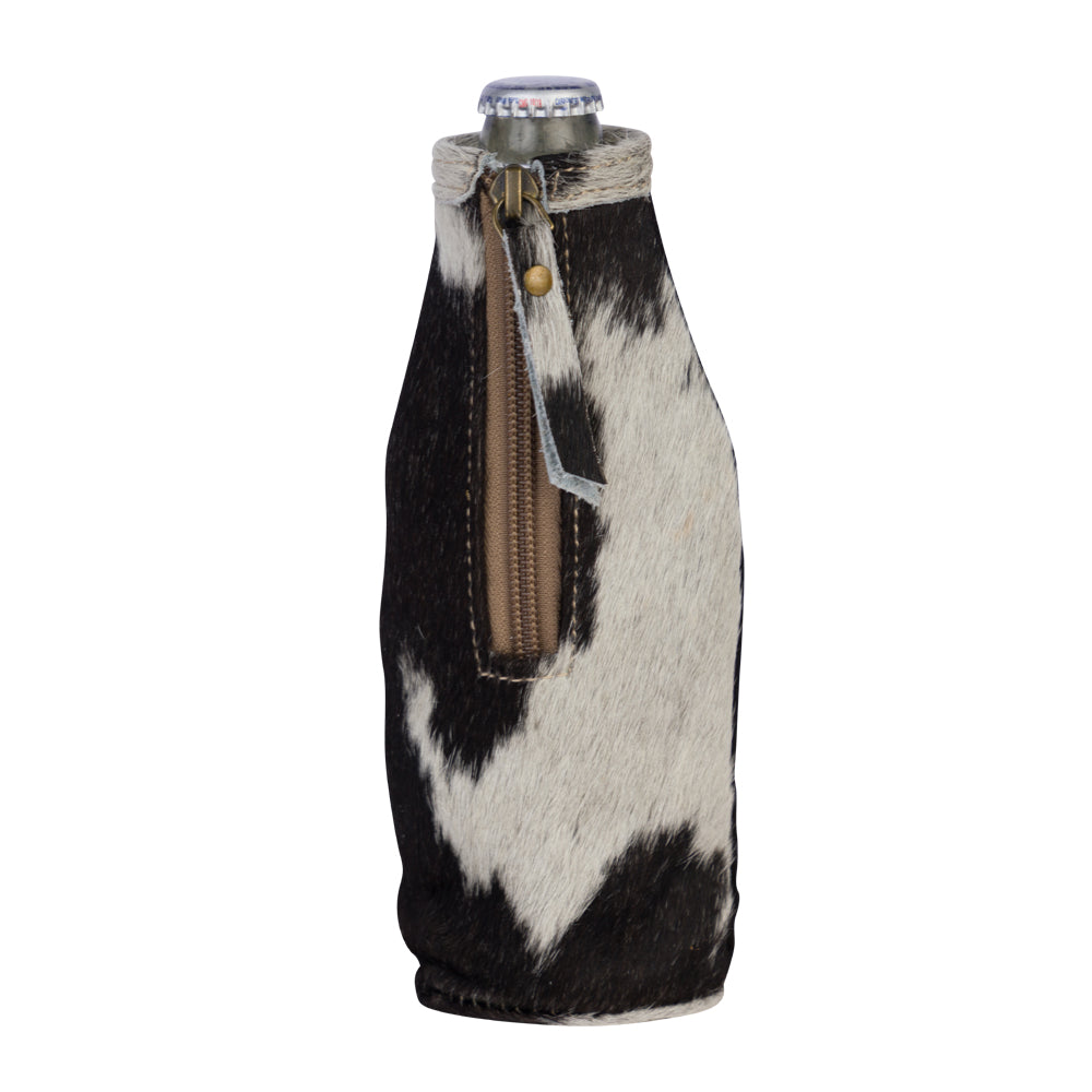 Ebony and Ivory Beer Pint Holder