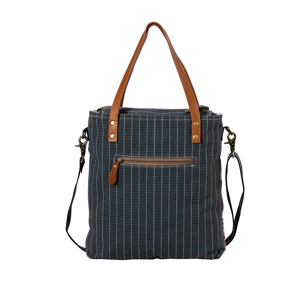 Peonieâ€™s Pleasure Tote Bag