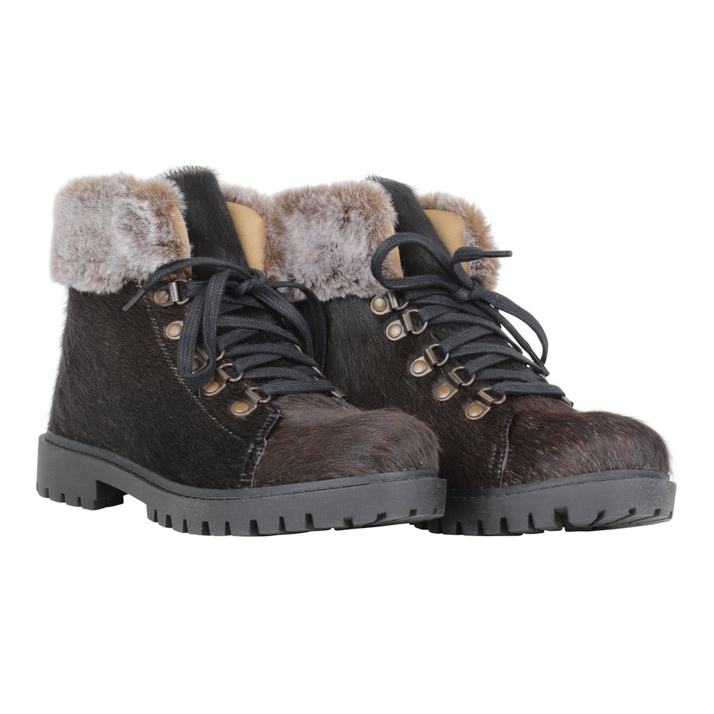 Turbulent Boots