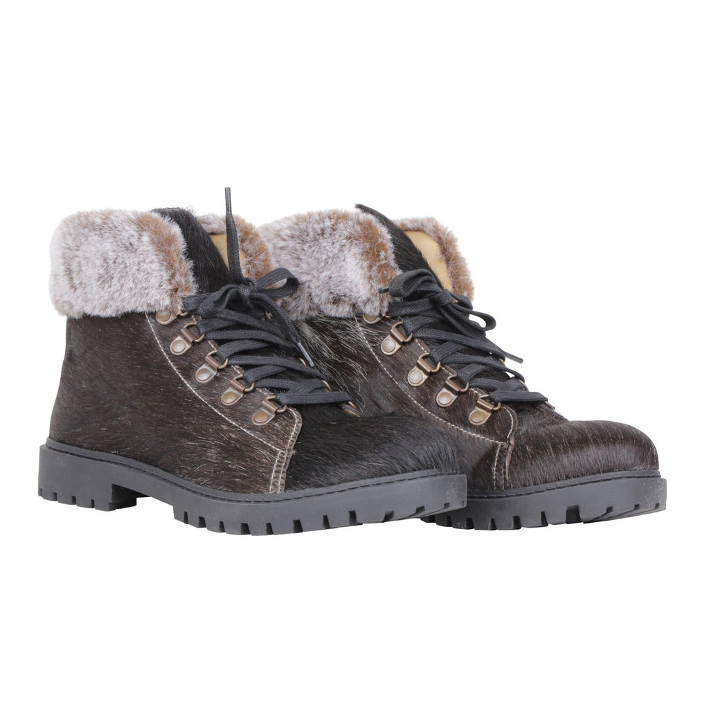 Turbulent Boots