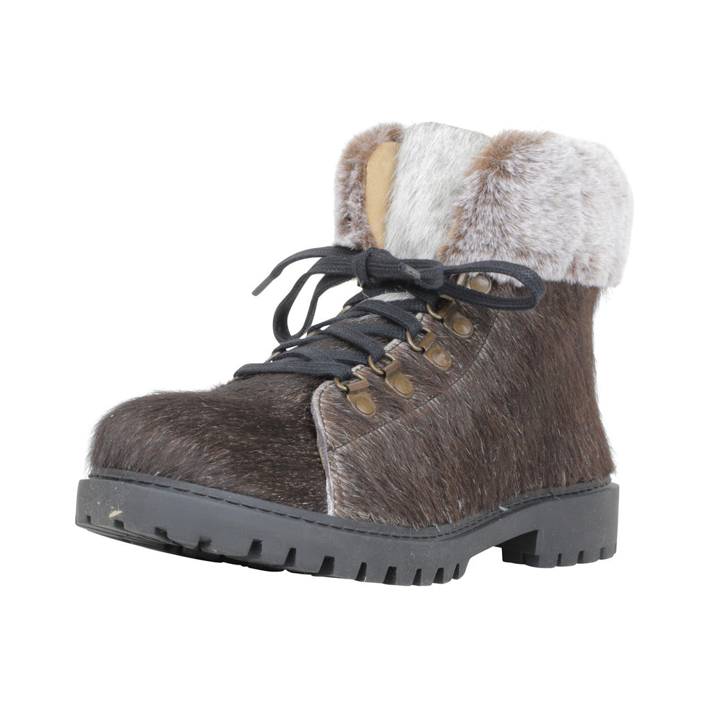 Turbulent Boots