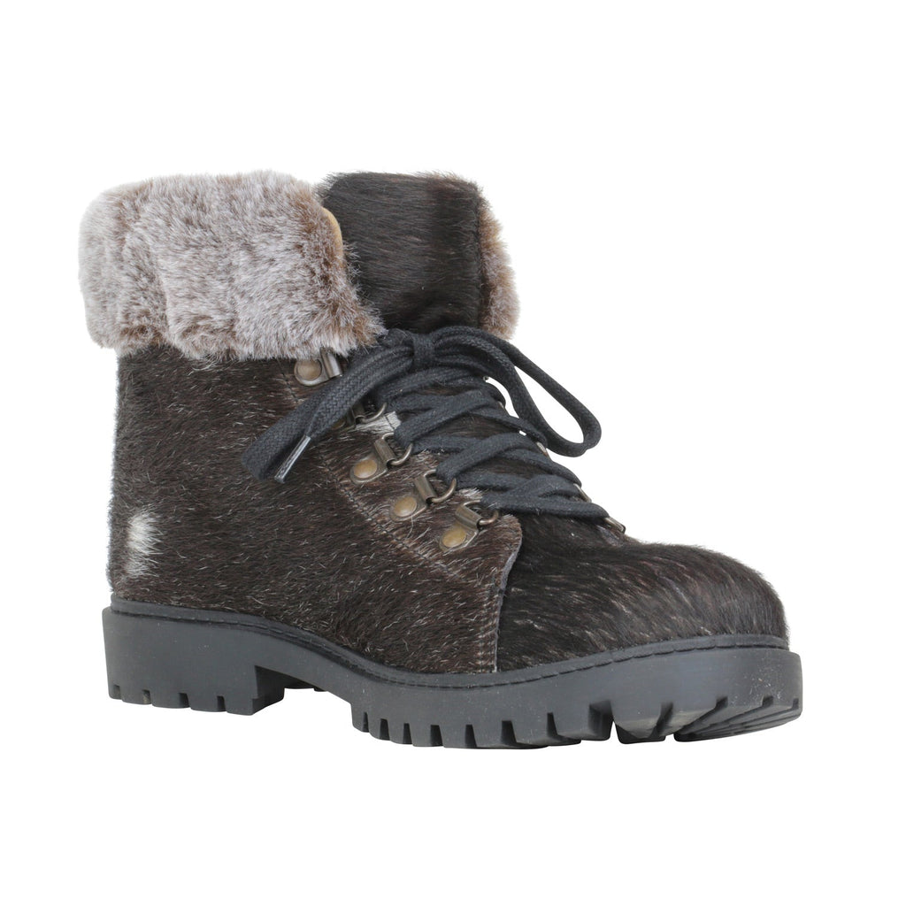 Turbulent Boots