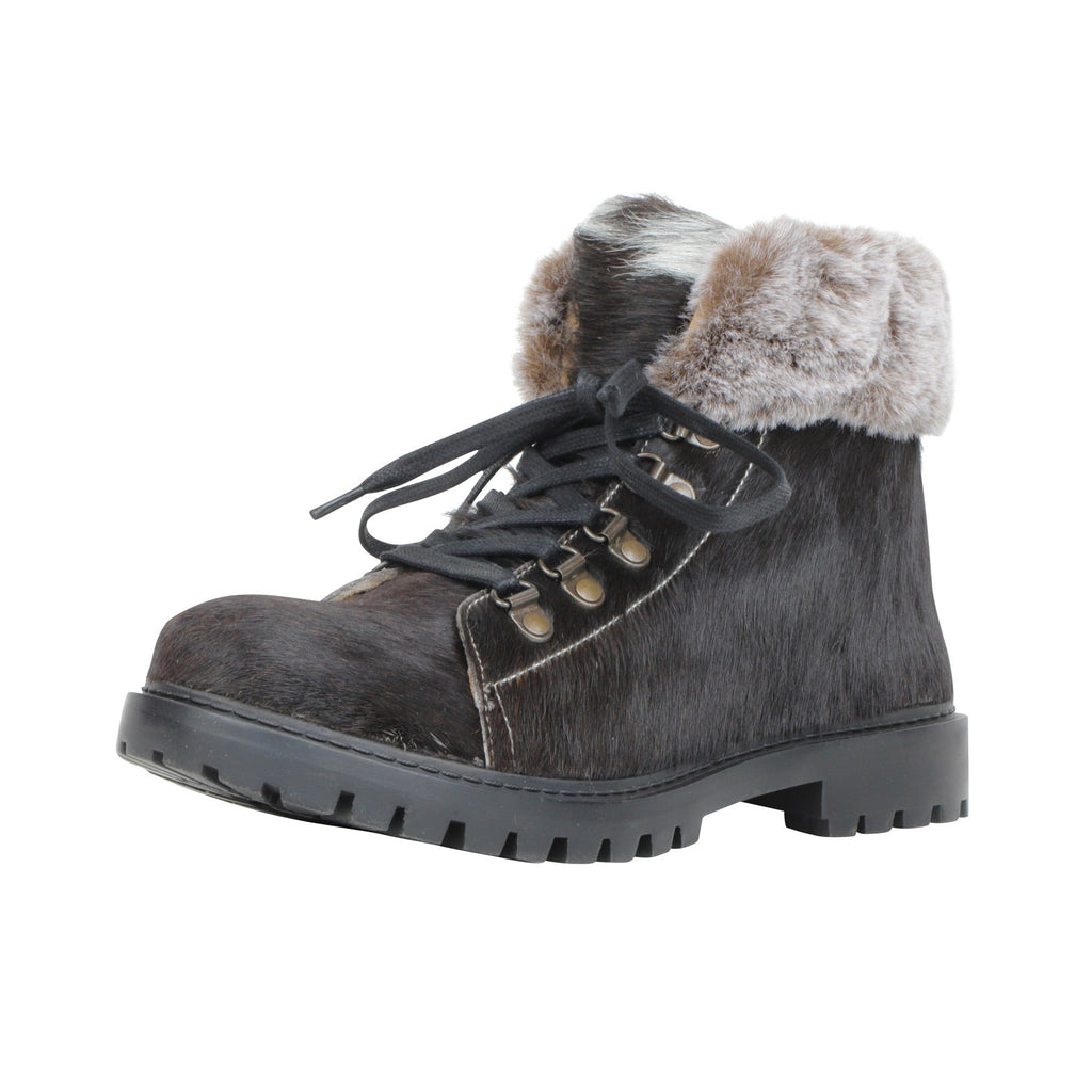 Turbulent Boots