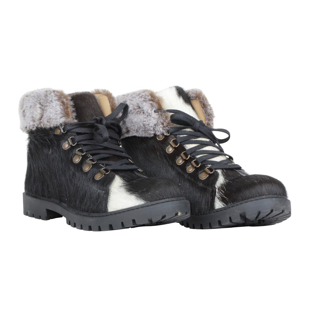 Turbulent Boots