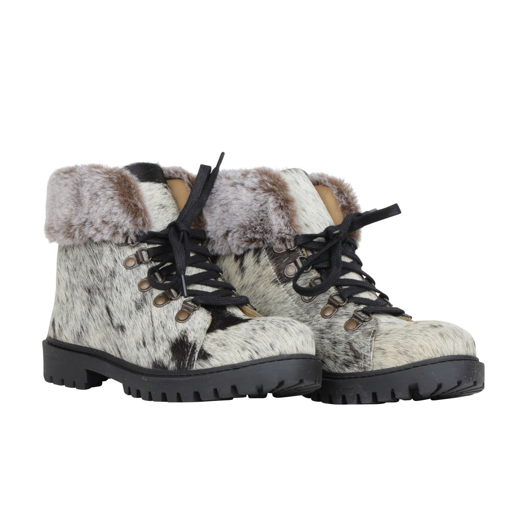 Turbulent Boots