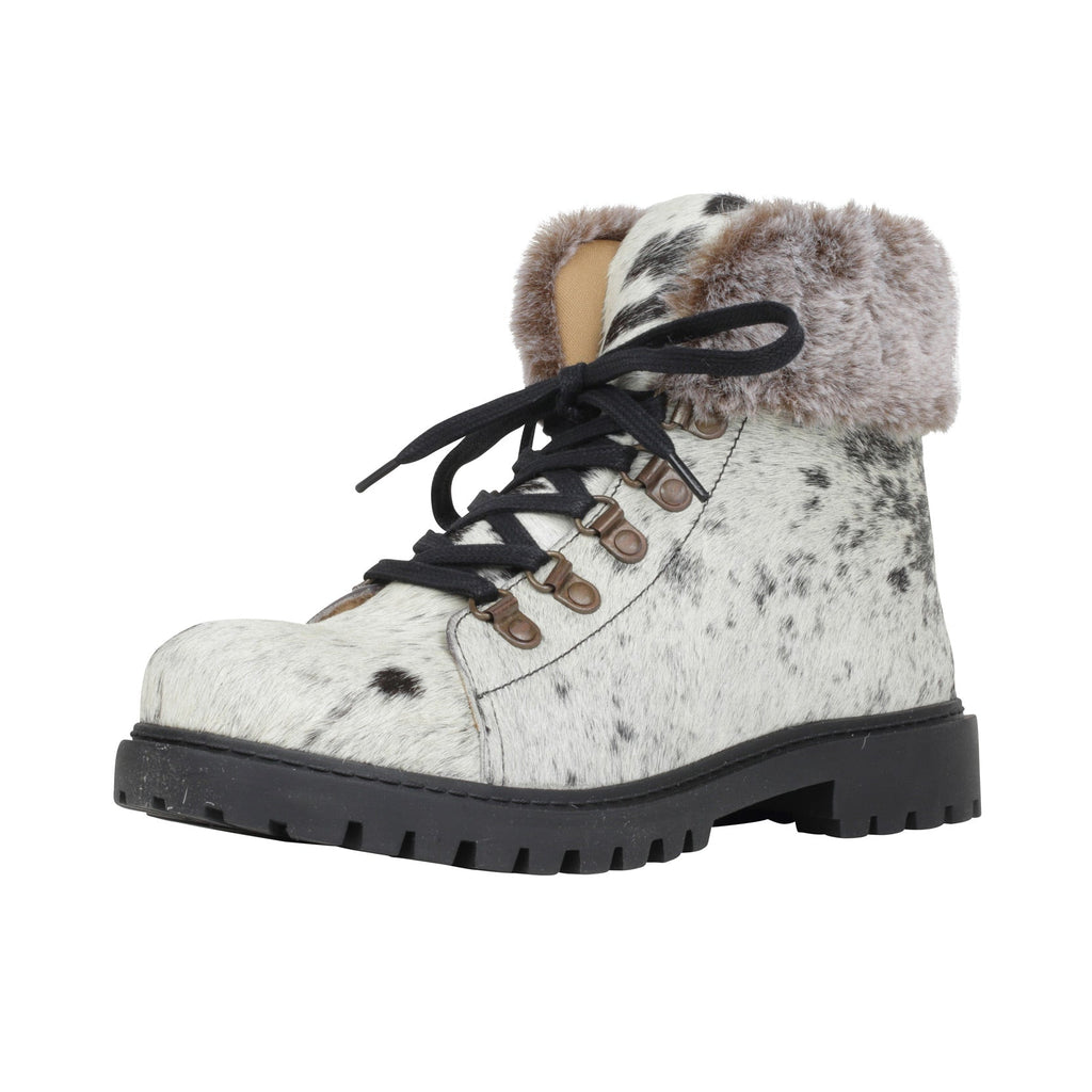 Turbulent Boots